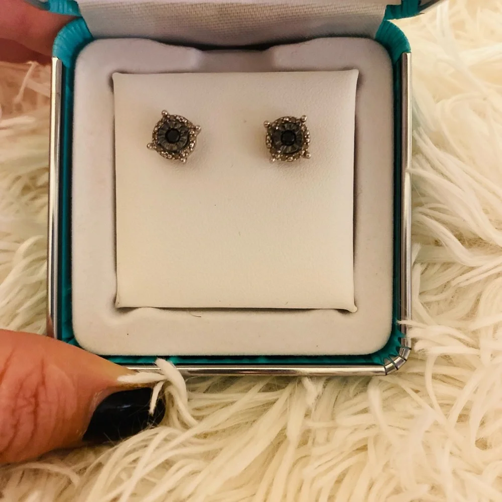 Natalia Drake -diamond -studs, GUC, black diamonds - Picture 1 of 16